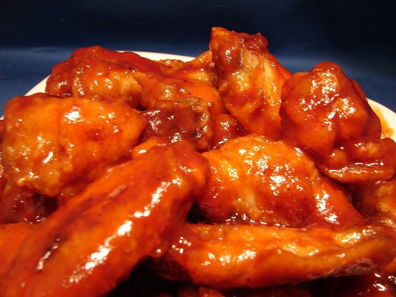 ALITAS SALSA BÚFALO